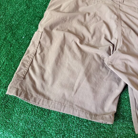 Wrangler Trail Outdoor Hiking Confort Waist Brown Utility Cargo Shorts Size 40 - Picture 11 of 12